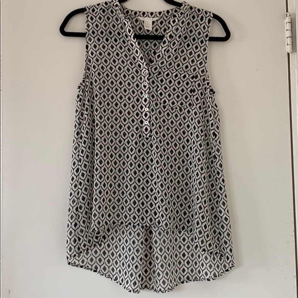 Sheer Printed Hi-Lo Sleeveless Top